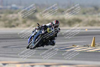 media/Jan-15-2026-Racers Edge (Thu) [[dfebeb70ab]]/3-B Group/Session 2 (Turn 11)/